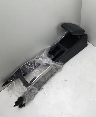 Audi A5 8T 8F Center console