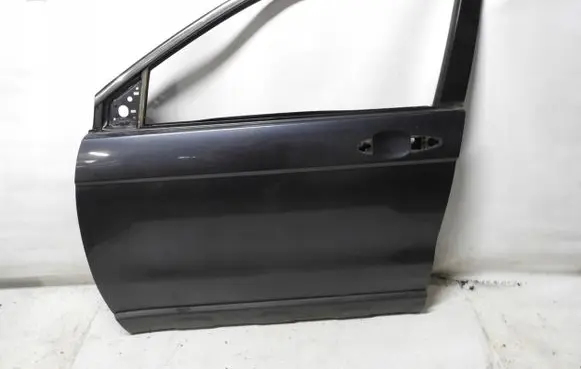 Honda FR-V Front door NH684P