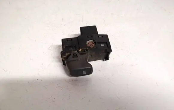 Volvo V70 Electric window control switch 9472275 00w381