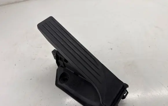 Alfa Romeo Stelvio Accelerator throttle pedal 00505513360