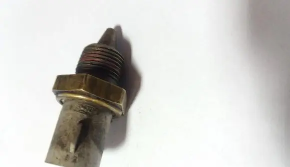 Coolant temperature sensor