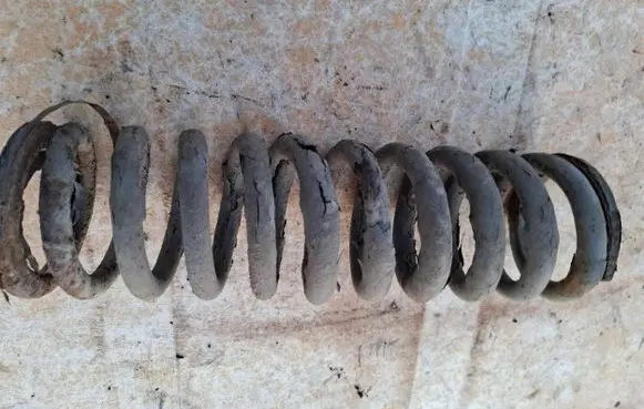 Jaguar XJ X308 Front coil spring