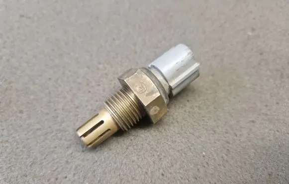 Toyota Hilux (AN10, AN20, AN30) Intake air temperature sensor 8942460010