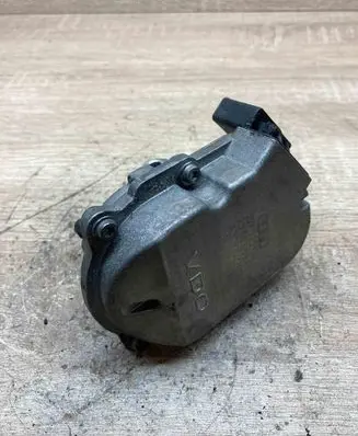Audi A8 S8 D3 4E Intake manifold valve actuator/motor 057129086H ACTUATORMOTOR