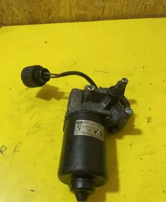 BMW 7 E65 E66 Wiper motor 676383578679 403993