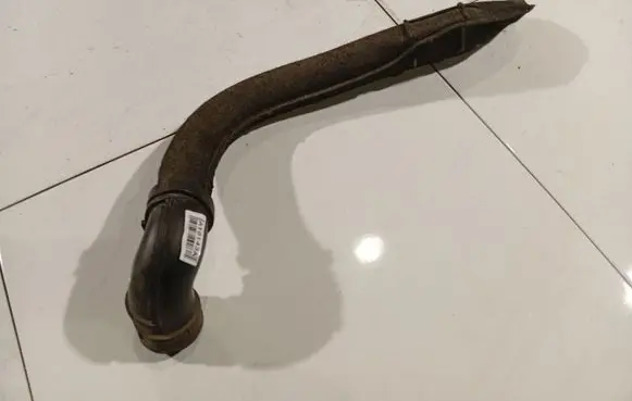 Renault Clio III Cabin air duct channel