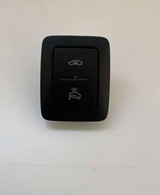Volkswagen PASSAT B6 Alarm switch 1T0962109