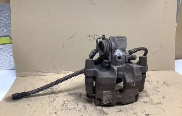 Peugeot 508 Rear brake caliper
