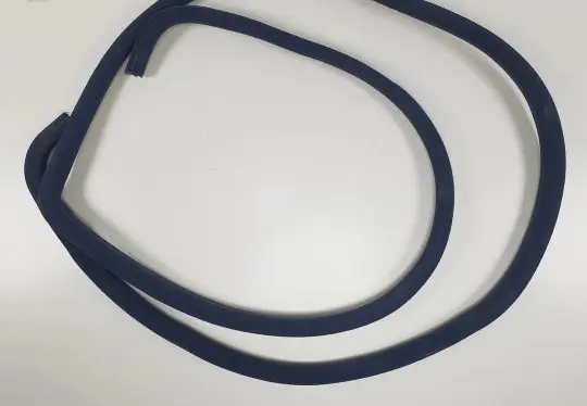 Mercedes-Benz 190 W201 Front door rubber seal