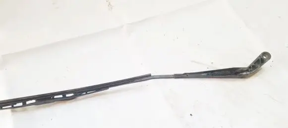 Volkswagen Golf III Front wiper blade arm 1h1955409c