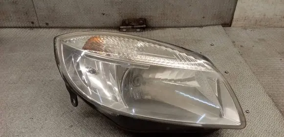 Skoda Fabia Mk2 (5J) Headlight/headlamp 