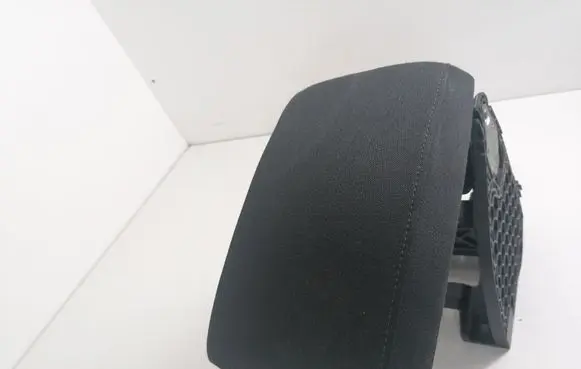 Skoda Octavia Mk2 (1Z) Armrest 1Z0864207C