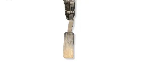 Dacia Duster Accelerator throttle pedal 8200386506D 6PV00908502
