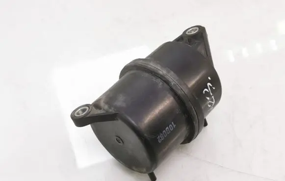 Mazda 6 Vacuum air tank 