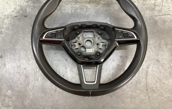 Skoda Superb B8 (3V) Steering wheel 3V0419091L