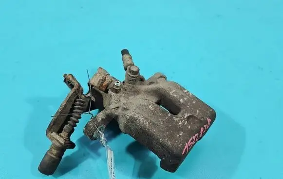 Hyundai i30 Rear brake caliper IMPRK1522838