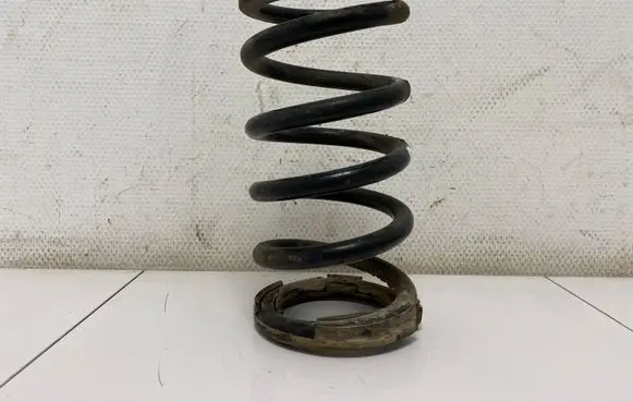 Mitsubishi Grandis Rear coil spring MR594434 MR594435
