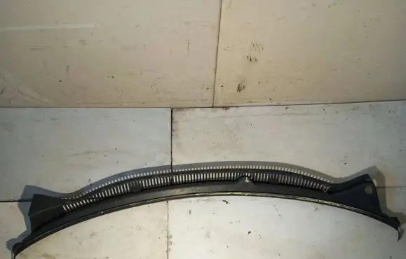 Volkswagen Polo IV 9N3 Wiper trim 6Q1819415B