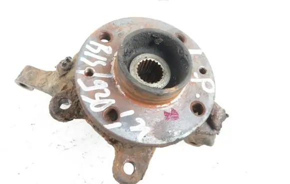 Dacia Logan I Front wheel hub spindle knuckle 