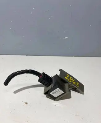 Volvo XC70 Airbag deployment crash/impact sensor 8691733 8691736