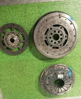BMW M6 Clutch set kit 2283089 2229956 2229955