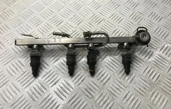 Audi A4 S4 B5 8D Fuel injectors set 078133551 078133551D