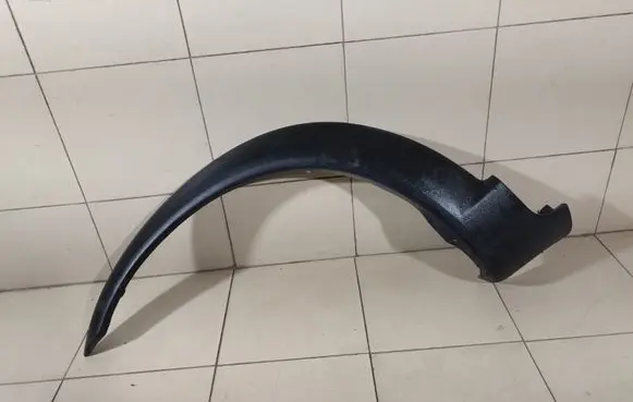 Volvo XC70 Fender trim (molding) 8620128
