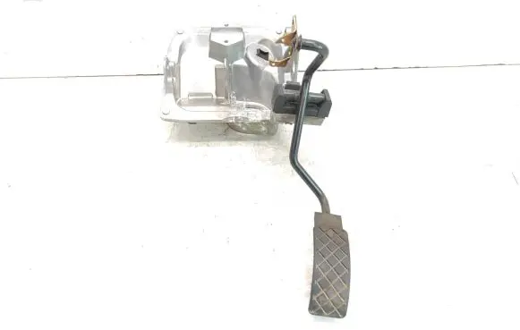 Audi A8 S8 D2 4D Accelerator throttle pedal 4D1723115H 893721653