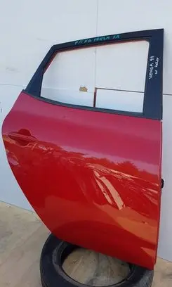 KIA Venga Rear door
