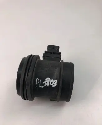 Volvo V70 Mass air flow meter 30677999