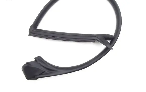 Audi A5 8T 8F Rubber seal front door (on door) 8T0845353