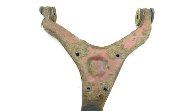 Iveco Daily 35.8 - 9 Front lower control arm/wishbone