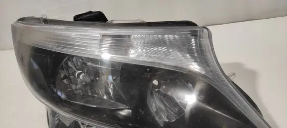 Mercedes-Benz Sprinter W901 W902 W903 W904 Headlight/headlamp 01062010