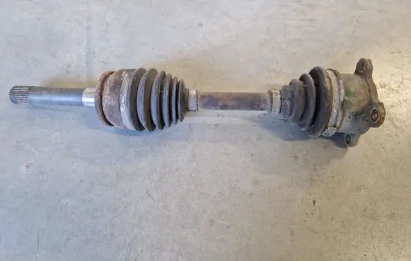 Mitsubishi Pajero Sport I Front driveshaft