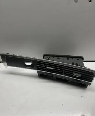 Audi A6 S6 C6 4F Dashboard air vent grill cover trim 4F1820951