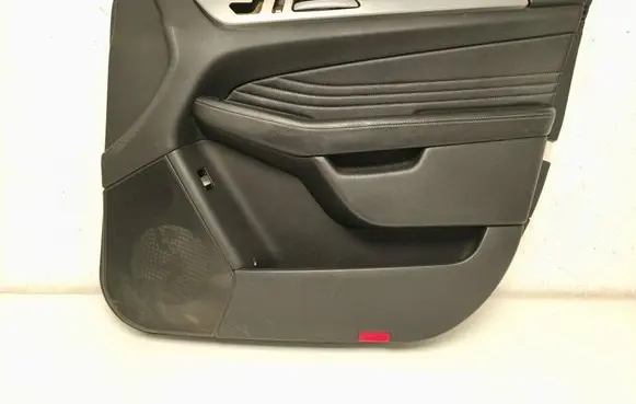Mercedes-Benz ML W166 Front door card panel trim 668119146R