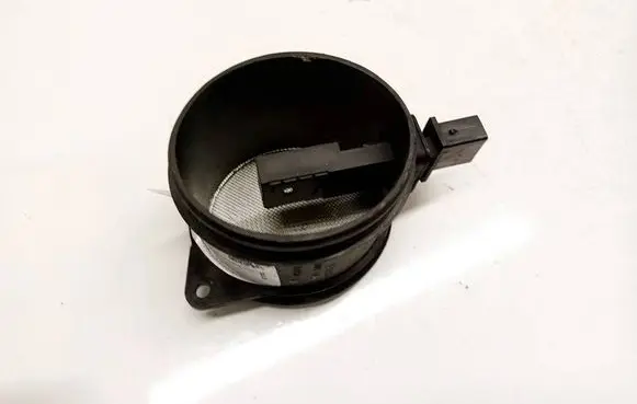 BMW 5 E60 E61 Mass air flow meter 0281002936