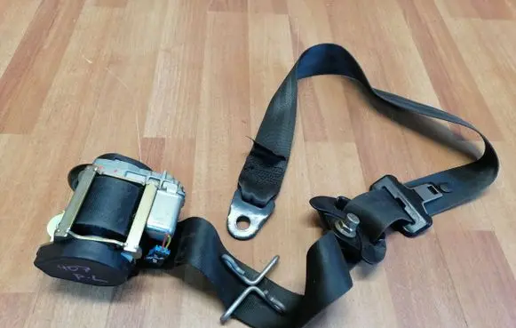Peugeot 407 Front seatbelt 96439574XX 8974HH 6190229