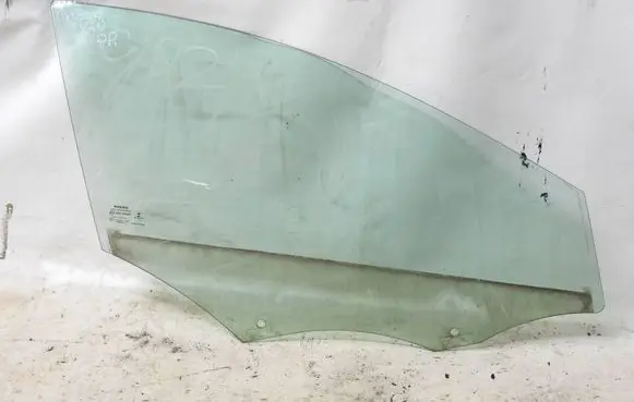 Volvo V40 Cross country Front door window glass four-door 43R-00049 E000292 DOT24M25AS2