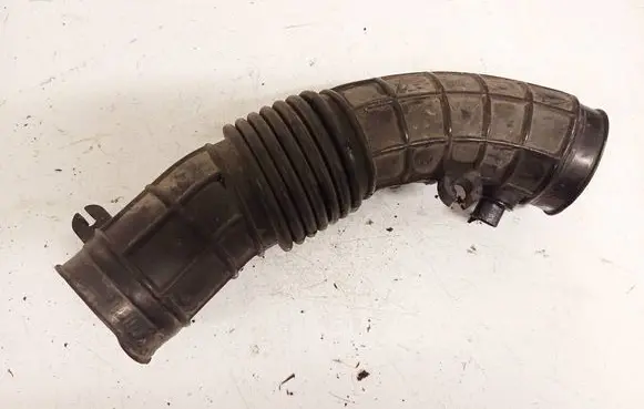 Volvo V40 Air intake hose/pipe