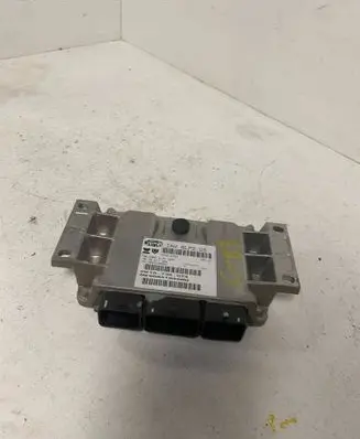 Citroen C4 I Engine control unit/module 9664339980 9664164680