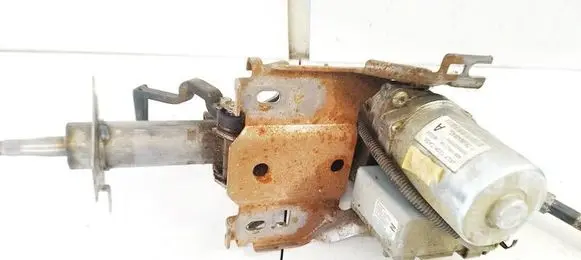 Nissan Note (E11) Power steering pump 6900001396
