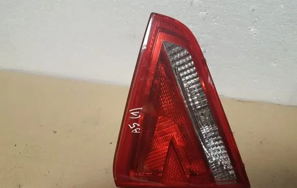 Audi A5 8T 8F Tailgate rear/tail lights 8T0945094