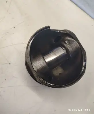 Toyota Land Cruiser (J120) Piston 