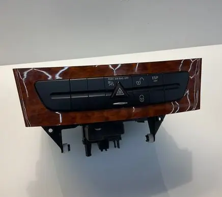 Mercedes-Benz E W211 Dashboard storage box/compartment A2116800552 2116800552