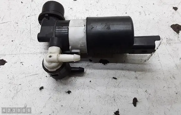 Renault Megane III Windscreen/windshield washer pump 9632984980
