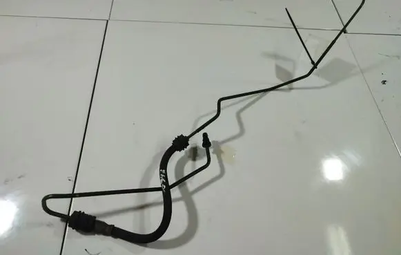 Mazda 3 I Brake line pipe/hose 