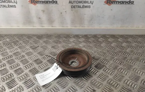 Renault Clio IV Crankshaft pulley 