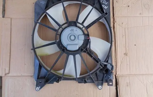 Honda CR-V Electric radiator cooling fan 268000