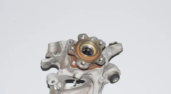 BMW 7 G11 G12 Rear wheel hub 6865662 6869788